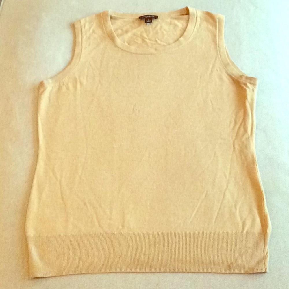 Classic camel colored shell or vest